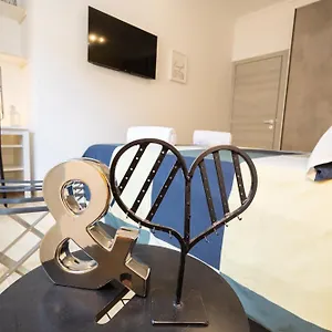 https://casa-libetta.it-romehotels.com